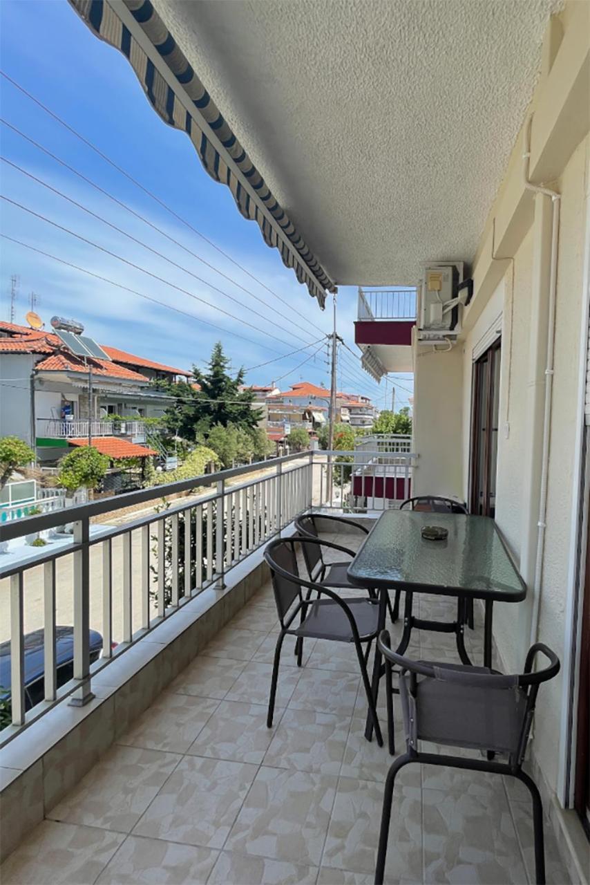 Niki Apartments Паралія-Діонісіу Екстер'єр фото