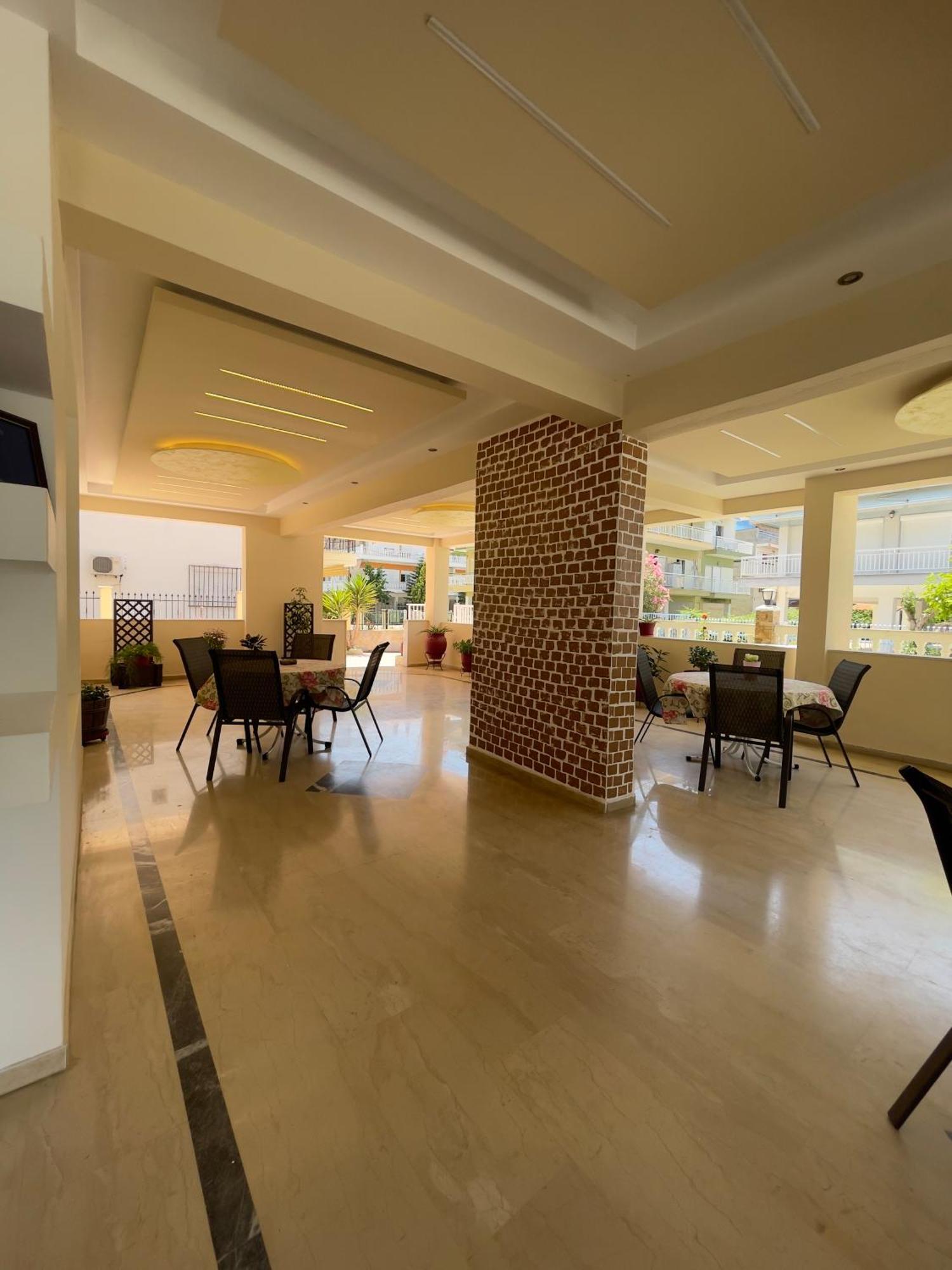 Niki Apartments Паралія-Діонісіу Екстер'єр фото